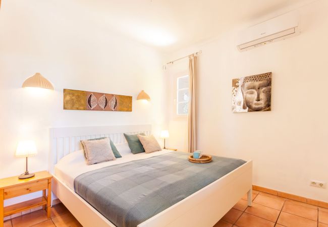 Villa in Santanyi - Can Flores Villa holiday house with pool perfect for a relaxing vacation near Cala Santanyi Villa in Santanyi - Can Flores Villa holiday house with pool perfect for a relaxing vacation near Cala Santanyi