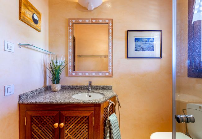 Country house in Cala Figuera - Can Molino Holiday home with heated pool in peaceful surroundings near Santanyí, close to the beach Country house in Cala Figuera - Can Molino Holiday home with heated pool in peaceful surroundings near Santanyí, close to the beach