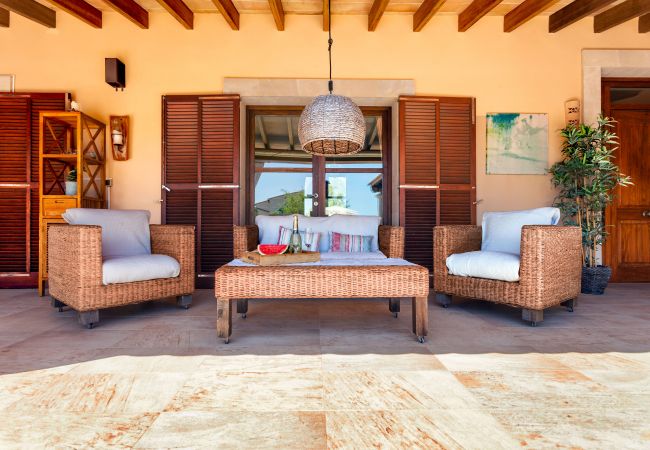 Country house in Cala Figuera - Can Molino Holiday home with heated pool in peaceful surroundings near Santanyí, close to the beach Country house in Cala Figuera - Can Molino Holiday home with heated pool in peaceful surroundings near Santanyí, close to the beach