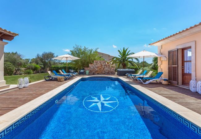 Country house in Cala Figuera - Can Molino Villa in Santanyi with pool