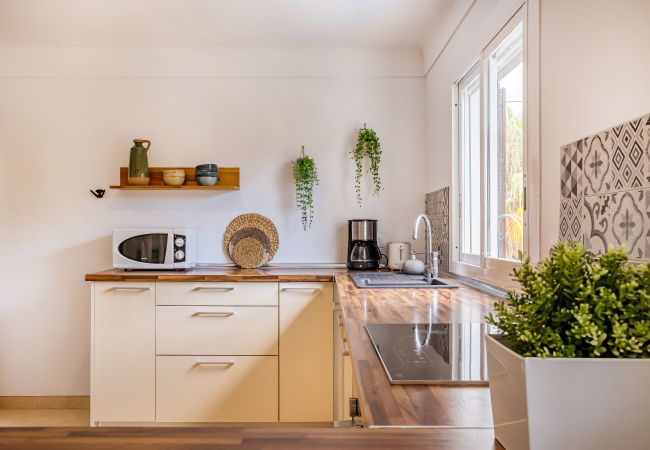 Chalet in Santanyi - La Casa Escaniana Cozy Holiday house with a Heated Pool, Only 200 m from the Beach in Cala Santanyi Chalet in Santanyi - La Casa Escaniana Cozy Holiday house with a Heated Pool, Only 200 m from the Beach in Cala Santanyi