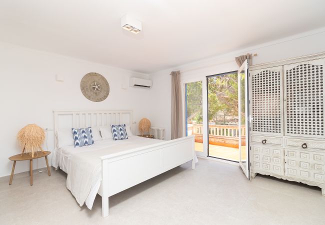 House in Santanyi - Villa Azul holiday house with private pool at Cala Llombards House in Santanyi - Villa Azul holiday house with private pool at Cala Llombards