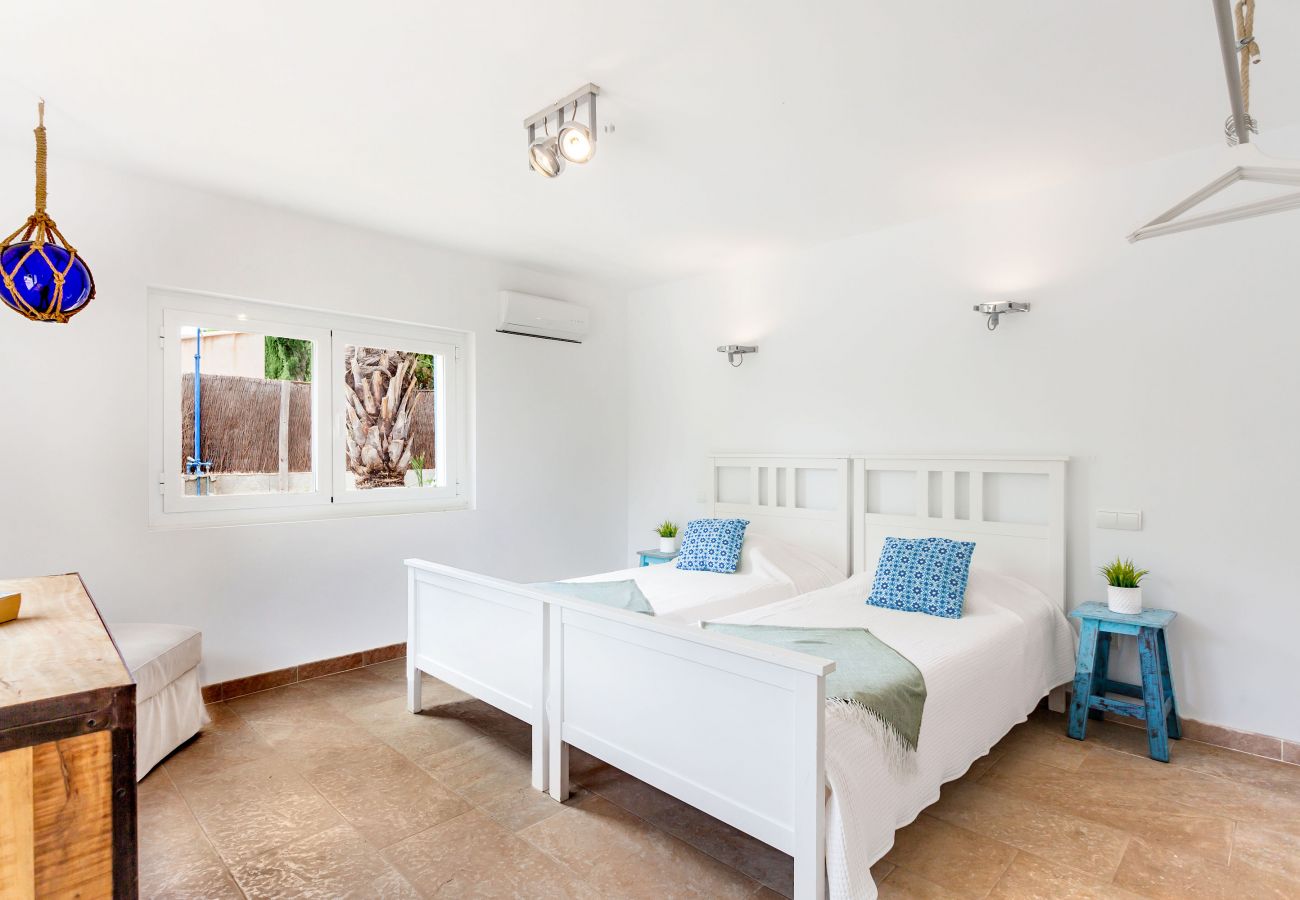 Villa in Santanyi - Villa Azul holiday house with private pool at Cala Llombards