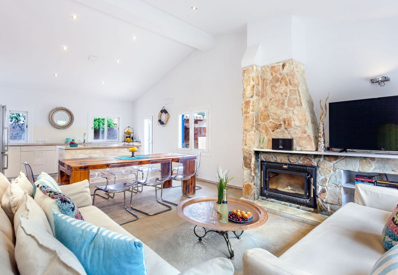 Villa in Santanyi - Villa Azul holiday house with private pool at Cala Llombards