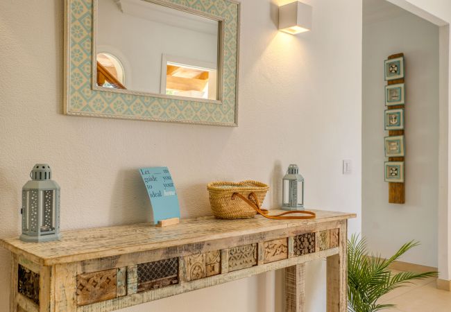 Villa in Cala Santanyi - Villa Escaletas holiday house just 600 m from Cala Santanyí beach with pool and air conditioning Villa in Cala Santanyi - Villa Escaletas holiday house just 600 m from Cala Santanyí beach with pool and air conditioning