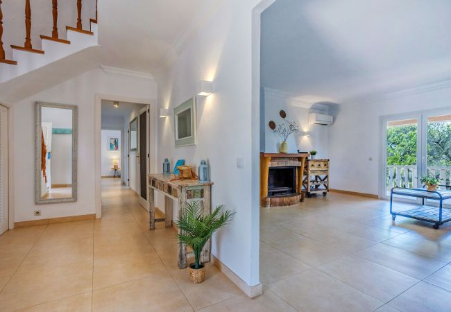 Villa in Cala Santanyi - Villa Escaletas holiday house just 600 m from Cala Santanyí beach with pool and air conditioning Villa in Cala Santanyi - Villa Escaletas holiday house just 600 m from Cala Santanyí beach with pool and air conditioning