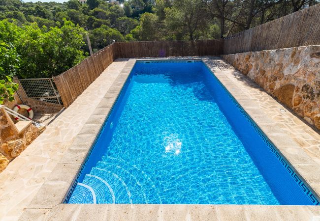 Villa in Cala Santanyi - Villa Escaletas holiday house just 600 m from Cala Santanyí beach with pool and air conditioning Villa in Cala Santanyi - Villa Escaletas holiday house just 600 m from Cala Santanyí beach with pool and air conditioning