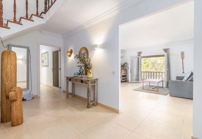 Villa in Cala Santanyi - Villa Escaletas holiday house just 600 m from Cala Santanyí beach with pool and air conditioning Villa in Cala Santanyi - Villa Escaletas holiday house just 600 m from Cala Santanyí beach with pool and air conditioning