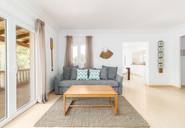 Villa in Cala Santanyi - Villa Escaletas holiday house just 600 m from Cala Santanyí beach with pool and air conditioning Villa in Cala Santanyi - Villa Escaletas holiday house just 600 m from Cala Santanyí beach with pool and air conditioning