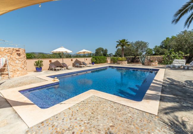 Country house in Santanyi - Finca Aries Mallorcan style finca for monthly rentals in Santanyi Country house in Santanyi - Finca Aries Mallorcan style finca for monthly rentals in Santanyi