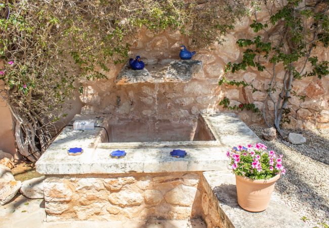 Country house in Santanyi - Finca Aries Mallorcan style finca for monthly rentals in Santanyi Country house in Santanyi - Finca Aries Mallorcan style finca for monthly rentals in Santanyi