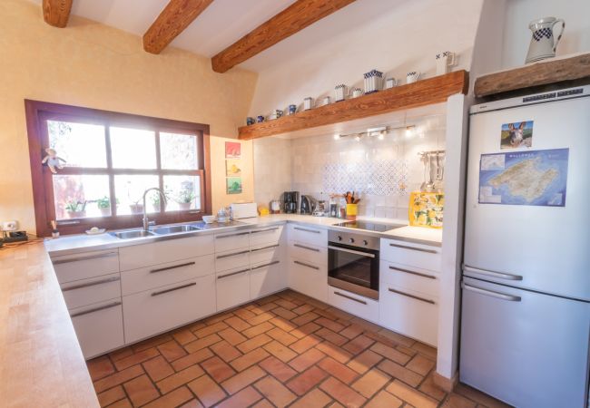 Country house in Santanyi - Finca Aries Mallorcan style finca for monthly rentals in Santanyi Country house in Santanyi - Finca Aries Mallorcan style finca for monthly rentals in Santanyi