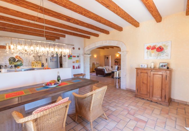 Country house in Santanyi - Finca Aries Mallorcan style finca for monthly rentals in Santanyi Country house in Santanyi - Finca Aries Mallorcan style finca for monthly rentals in Santanyi