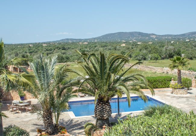 Country house in Santanyi - Finca Aries Mallorcan style finca for monthly rentals in Santanyi Country house in Santanyi - Finca Aries Mallorcan style finca for monthly rentals in Santanyi