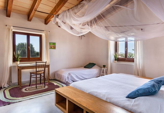 Country house in Felanitx - Finca Son Negre holiday house with pool in a natural setting in Felanitx perfect for large families and yoga Country house in Felanitx - Finca Son Negre holiday house with pool in a natural setting in Felanitx perfect for large families and yoga