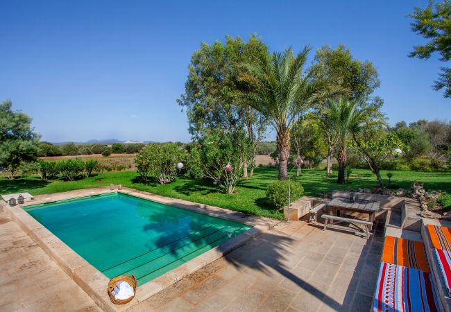 Country house in Felanitx - Finca Son Negre holiday house with pool in a natural setting in Felanitx perfect for large families and yoga Country house in Felanitx - Finca Son Negre holiday house with pool in a natural setting in Felanitx perfect for large families and yoga