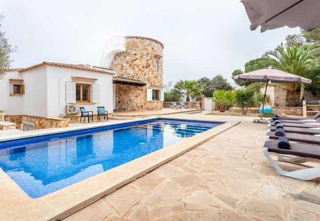 House in Cala Santanyi - Villa Torre Mar » villa with swimming pool only 100 m from the beach, free WIFI