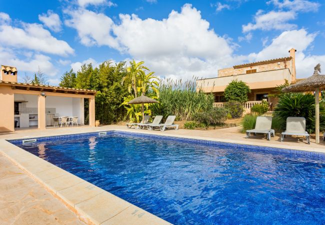 Country house in Cas Concos - Finca Son Peris idyllic holiday house with pool and panoramic views in Cas Concos Country house in Cas Concos - Finca Son Peris idyllic holiday house with pool and panoramic views in Cas Concos