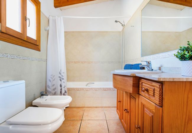 Country house in Cas Concos - Finca Son Peris idyllic holiday house with pool and panoramic views in Cas Concos Country house in Cas Concos - Finca Son Peris idyllic holiday house with pool and panoramic views in Cas Concos