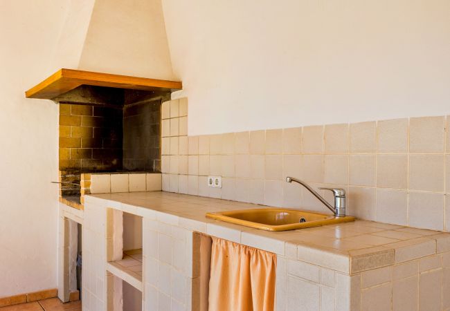 Country house in Cas Concos - Finca Son Peris idyllic holiday house with pool and panoramic views in Cas Concos Country house in Cas Concos - Finca Son Peris idyllic holiday house with pool and panoramic views in Cas Concos