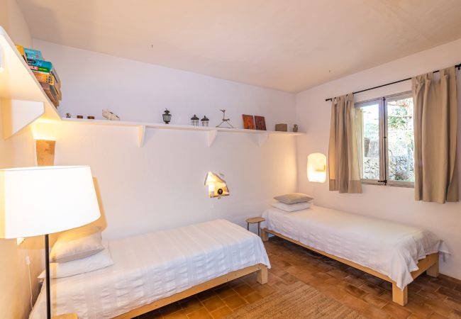 Country house in Santanyi - Can Blai Blai country house with garden, views and swimming pool in Santanyi Country house in Santanyi - Can Blai Blai country house with garden, views and swimming pool in Santanyi