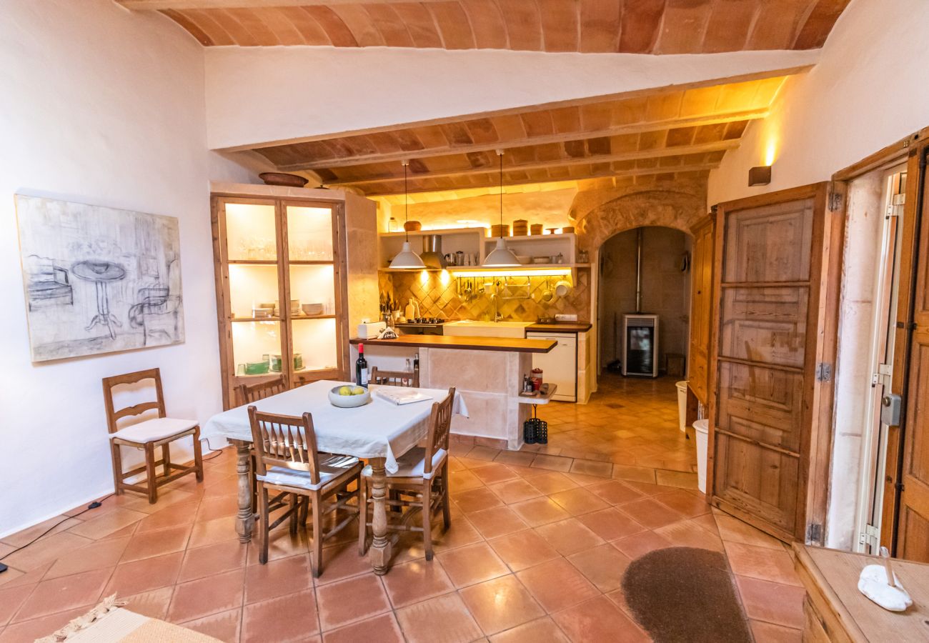 Country house in Santanyi - Can Blai Blai country house with garden, views and swimming pool in Santanyi