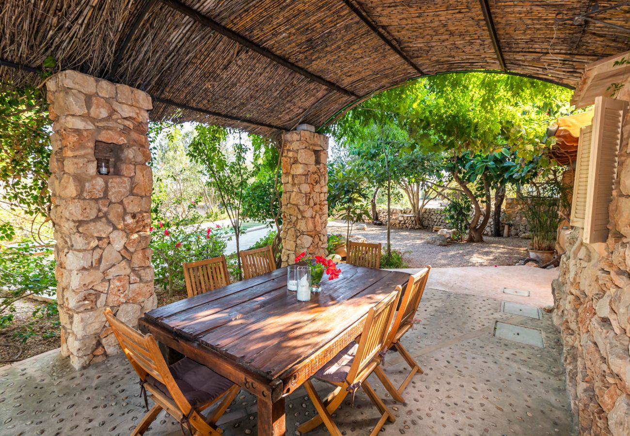 Country house in Santanyi - Can Blai Blai country house with garden, views and swimming pool in Santanyi