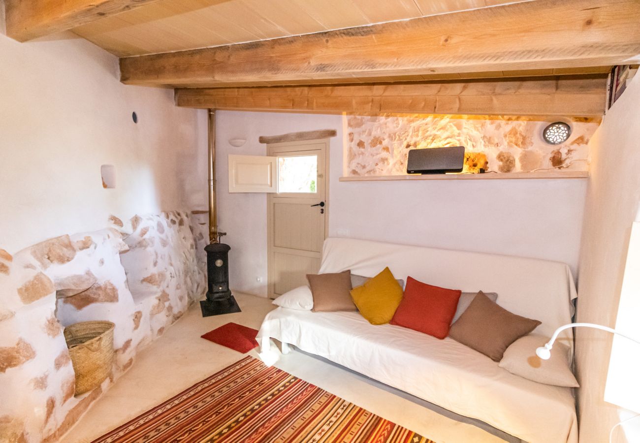 Country house in Santanyi - Can Blai Blai country house with garden, views and swimming pool in Santanyi