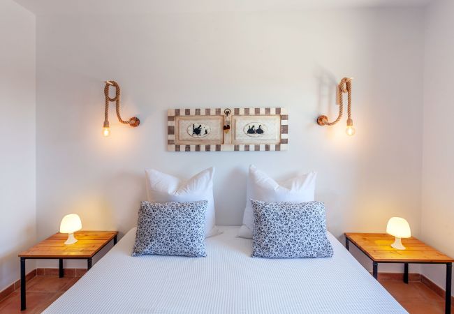 House in Es Llombards - Sa Bassa charming country holiday house with pool close to the village Es Llombards House in Es Llombards - Sa Bassa charming country holiday house with pool close to the village Es Llombards