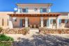 House in Es Llombards - Sa Bassa charming country holiday house with pool close to the village Es Llombards House in Es Llombards - Sa Bassa charming country holiday house with pool close to the village Es Llombards