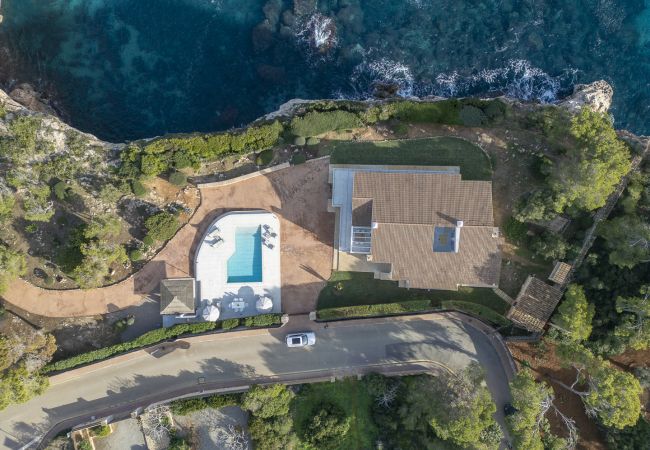 Villa in Cala Santanyi - Villa Can Ferrando holiday house in Cala Santanyi first line seaview with Mediterranean luxury Villa in Cala Santanyi - Villa Can Ferrando holiday house in Cala Santanyi first line seaview with Mediterranean luxury