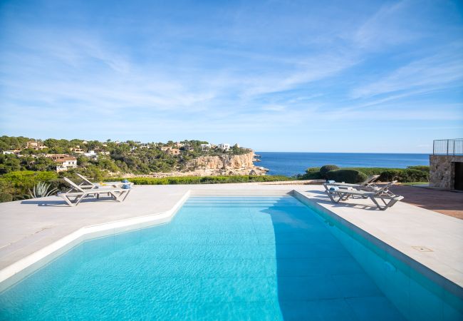 Villa in Cala Santanyi - Villa Can Ferrando holiday house in Cala Santanyi first line seaview with Mediterranean luxury Villa in Cala Santanyi - Villa Can Ferrando holiday house in Cala Santanyi first line seaview with Mediterranean luxury