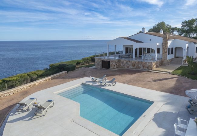 Villa in Cala Santanyi - Villa Can Ferrando holiday house in Cala Santanyi first line seaview with Mediterranean luxury Villa in Cala Santanyi - Villa Can Ferrando holiday house in Cala Santanyi first line seaview with Mediterranean luxury