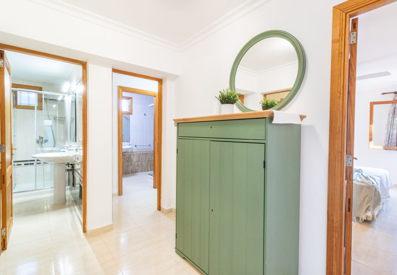 Apartment in Cala Santanyi - Sa Trona Beach House holiday getaway with views of Cala Santanyí just steps from the beach