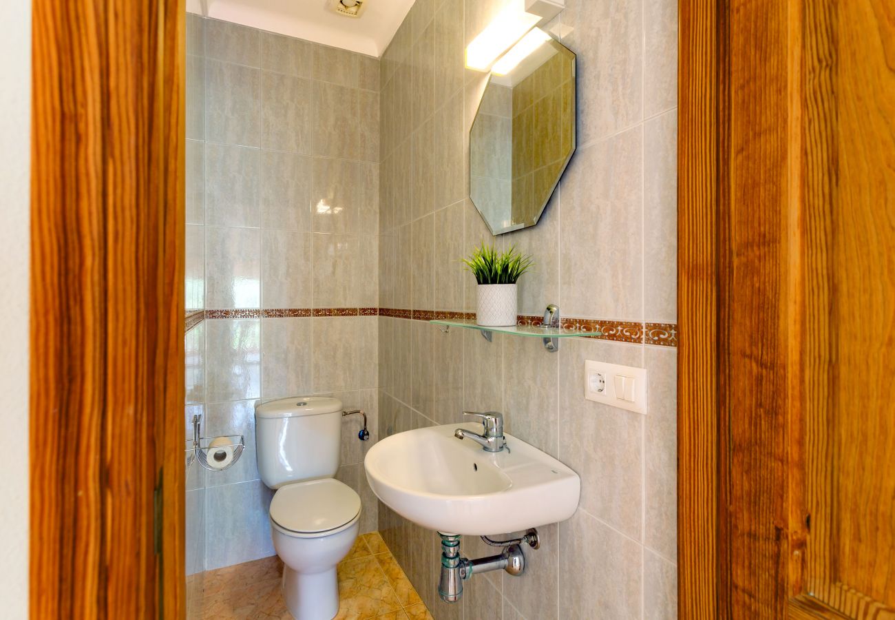 Chalet in Santanyi - Casa Blue comfortable home with pool in a quiet location between Cala Santanyí and Cala S'Amarador available for monthly stays