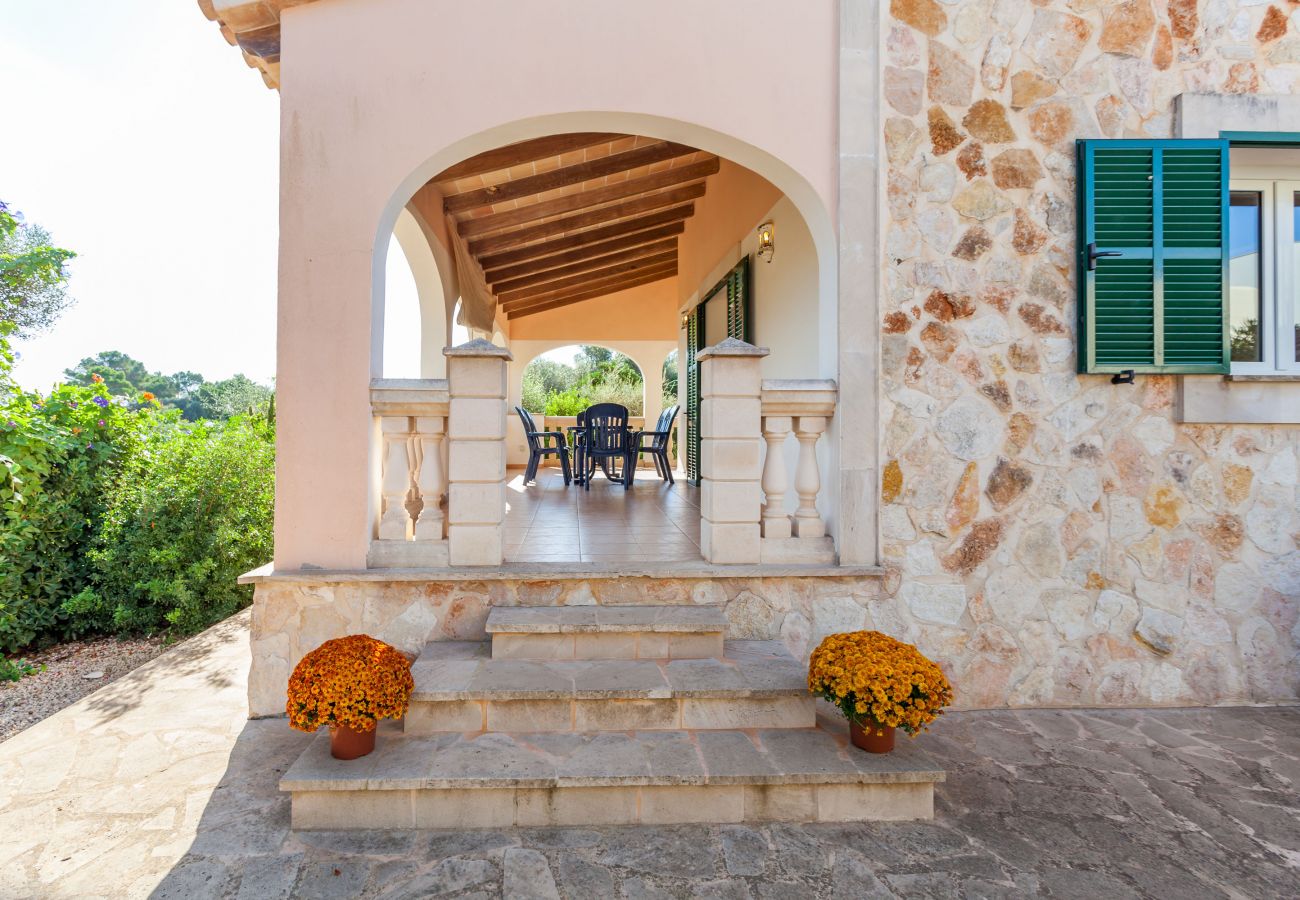 Chalet in Santanyi - Casa Blue comfortable home with pool in a quiet location between Cala Santanyí and Cala S'Amarador available for monthly stays