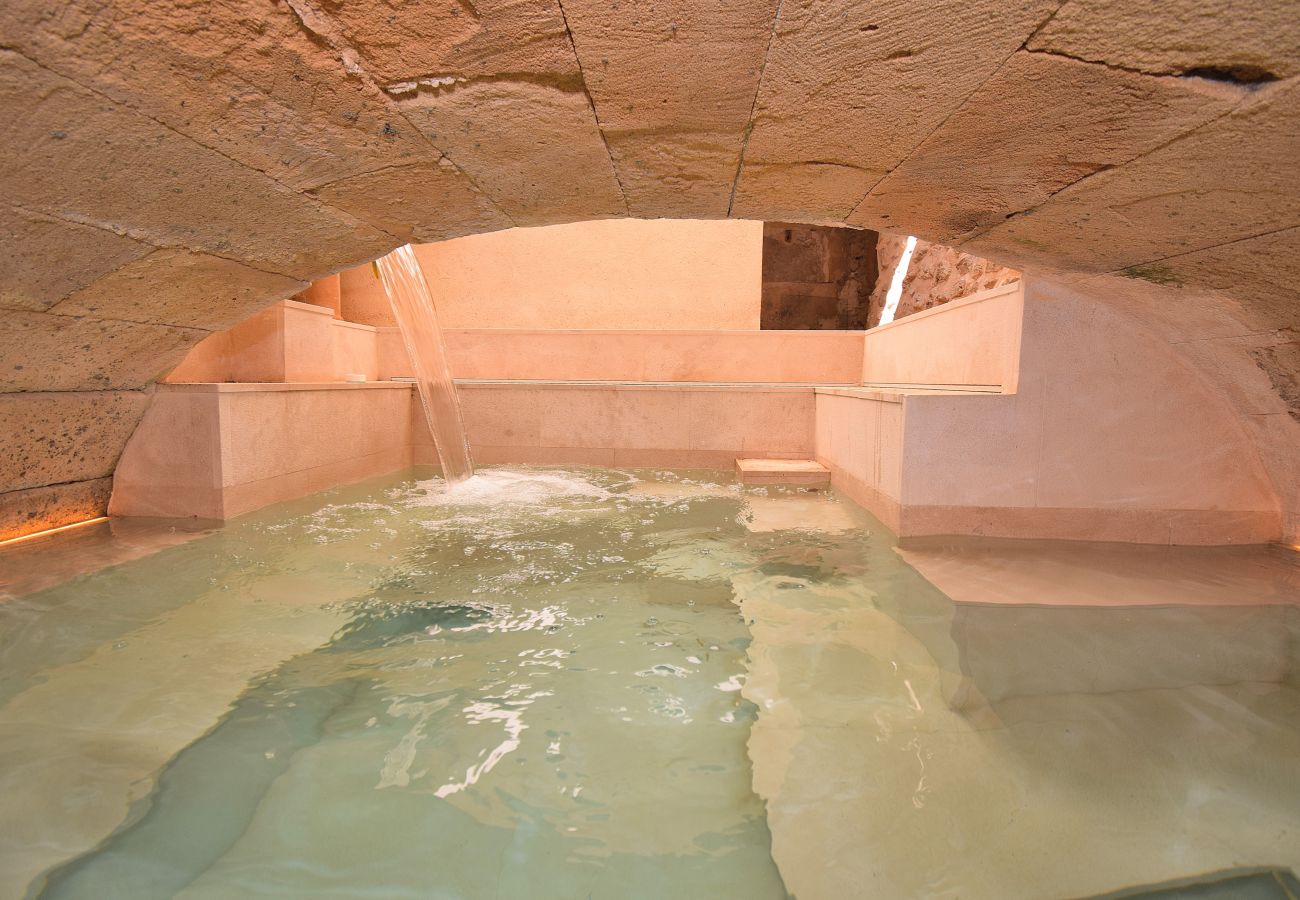 Townhouse in Arta - Alcariot 252 magnificent house with private pool, barbecue, air-conditioning and WiFi
