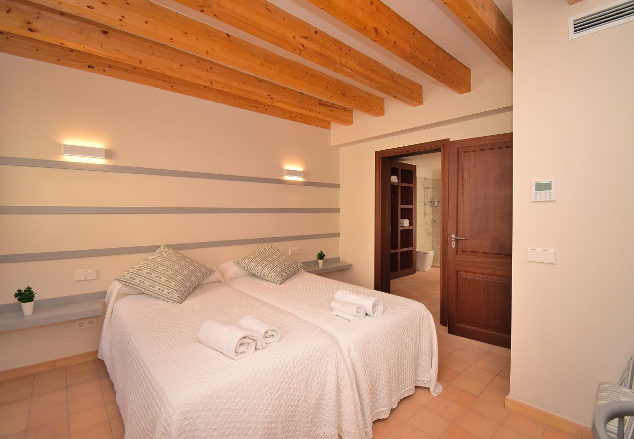 Townhouse in Arta - Alcariot 252 magnificent house with private pool, barbecue, air-conditioning and WiFi