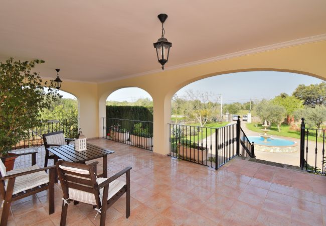 Country house in Ariany - Calderitx 253 fantastic finca with private pool, children's playground, barbecue and terrace