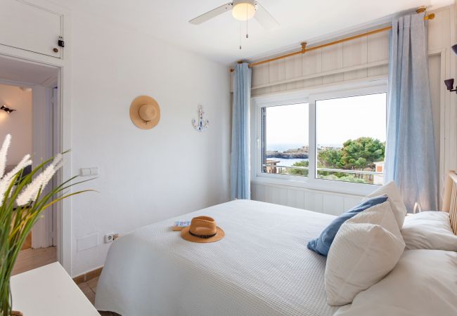 Apartment in Portocolom - La Ola Beach House