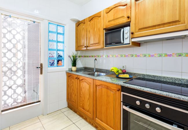 Apartment in Portocolom - La Ola Beach House seaside holiday house with shared pool in Porto Colom. Apartment in Portocolom - La Ola Beach House seaside holiday house with shared pool in Porto Colom.