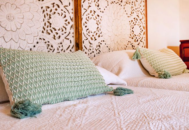 Country house in Portocolom - Pine Tree House Espiga Quiet Holiday House with Pool in Porto Colom, Perfect for Families & Relaxation Country house in Portocolom - Pine Tree House Espiga Quiet Holiday House with Pool in Porto Colom, Perfect for Families & Relaxation