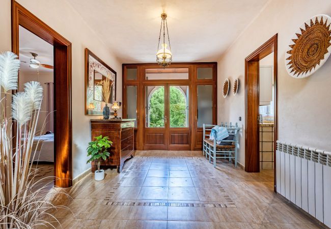 Country house in Portocolom - Pine Tree House Espiga Quiet Holiday House with Pool in Porto Colom, Perfect for Families & Relaxation Country house in Portocolom - Pine Tree House Espiga Quiet Holiday House with Pool in Porto Colom, Perfect for Families & Relaxation