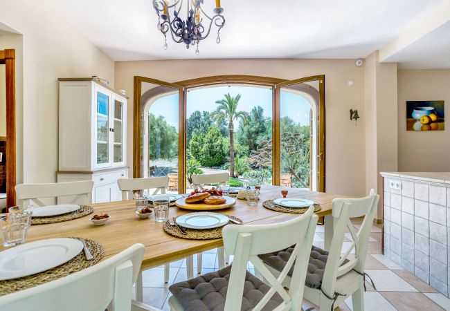 House in Santanyi - Son Pavo Real idyllic Finca with Pool, Guest House & Huge Garden in Santanyi House in Santanyi - Son Pavo Real idyllic Finca with Pool, Guest House & Huge Garden in Santanyi