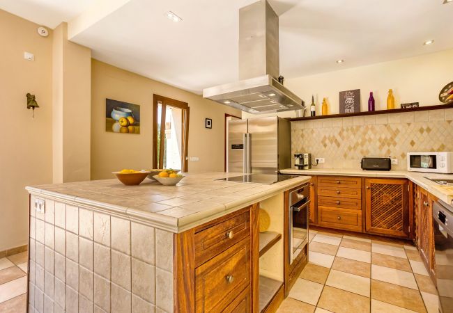 House in Santanyi - Son Pavo Real idyllic Finca with Pool, Guest House & Huge Garden in Santanyi House in Santanyi - Son Pavo Real idyllic Finca with Pool, Guest House & Huge Garden in Santanyi