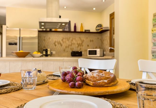 House in Santanyi - Son Pavo Real idyllic Finca with Pool, Guest House & Huge Garden in Santanyi House in Santanyi - Son Pavo Real idyllic Finca with Pool, Guest House & Huge Garden in Santanyi