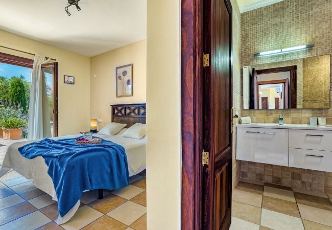House in Santanyi - Son Pavo Real idyllic Finca with Pool, Guest House & Huge Garden in Santanyi House in Santanyi - Son Pavo Real idyllic Finca with Pool, Guest House & Huge Garden in Santanyi
