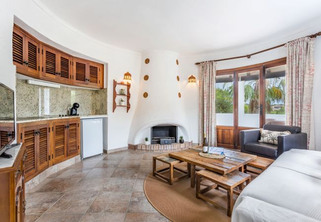 Apartment in Santanyi - Holiday apartment Oasis on the upper floor with comfort and charm, pool, and a prime location close to the beach in Cala Santanyí  Apartment in Santanyi - Holiday apartment Oasis on the upper floor with comfort and charm, pool, and a prime location close to the beach in Cala Santanyí
