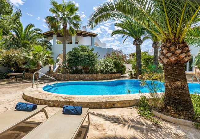 Apartment in Santanyi - Holiday apartment Oasis on the upper floor with comfort and charm, pool, and a prime location close to the beach in Cala Santanyí  Apartment in Santanyi - Holiday apartment Oasis on the upper floor with comfort and charm, pool, and a prime location close to the beach in Cala Santanyí