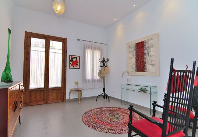 House in Muro - Es Colomer 265 beautiful town house with swimming pool, air conditioning and fibre optics